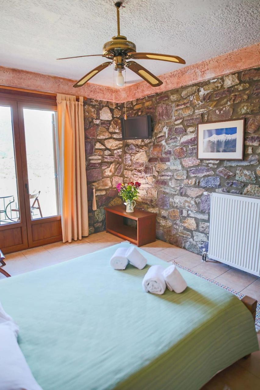Xirokampi Faris Hotel מראה חיצוני תמונה