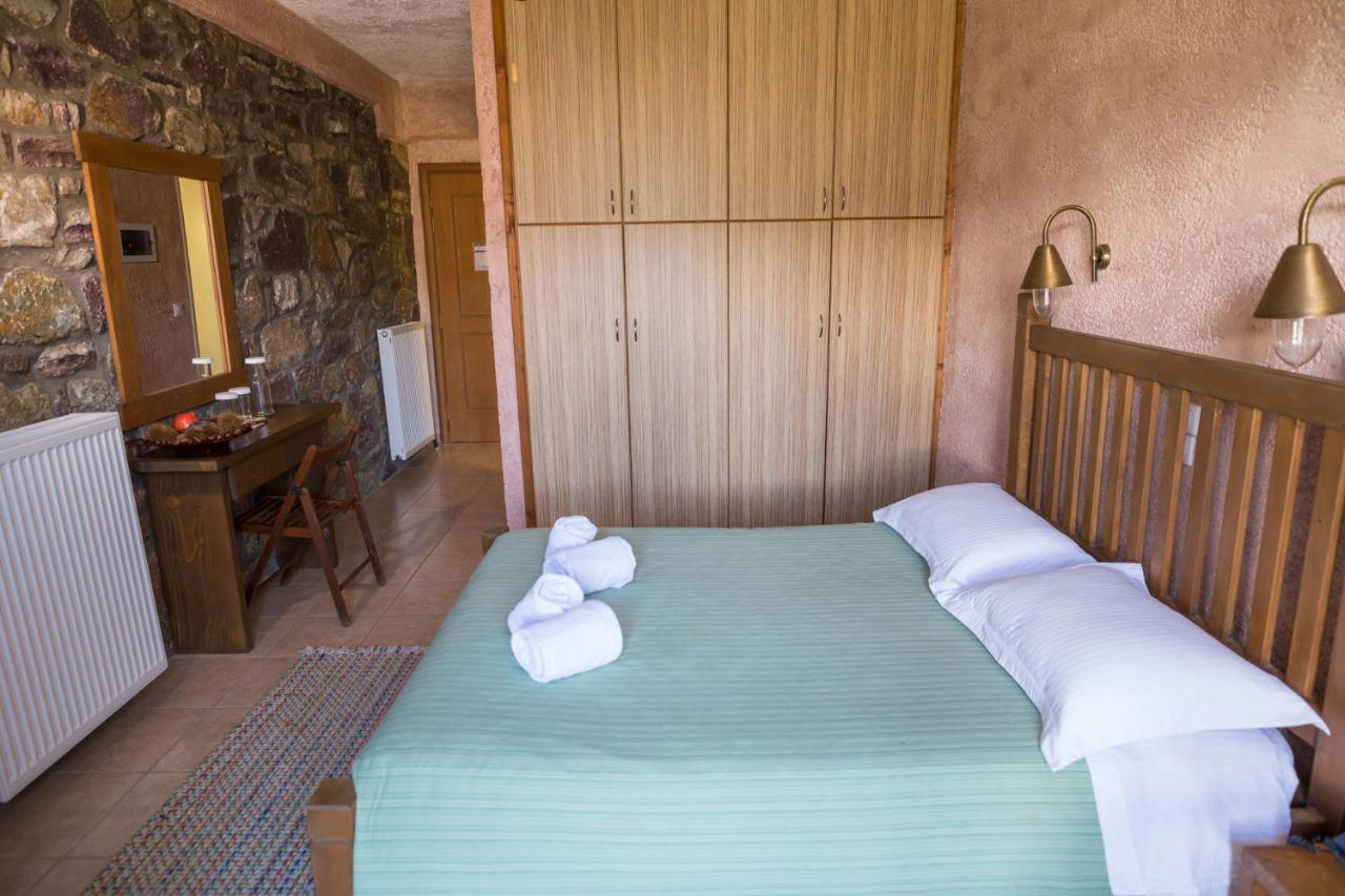 Xirokampi Faris Hotel מראה חיצוני תמונה