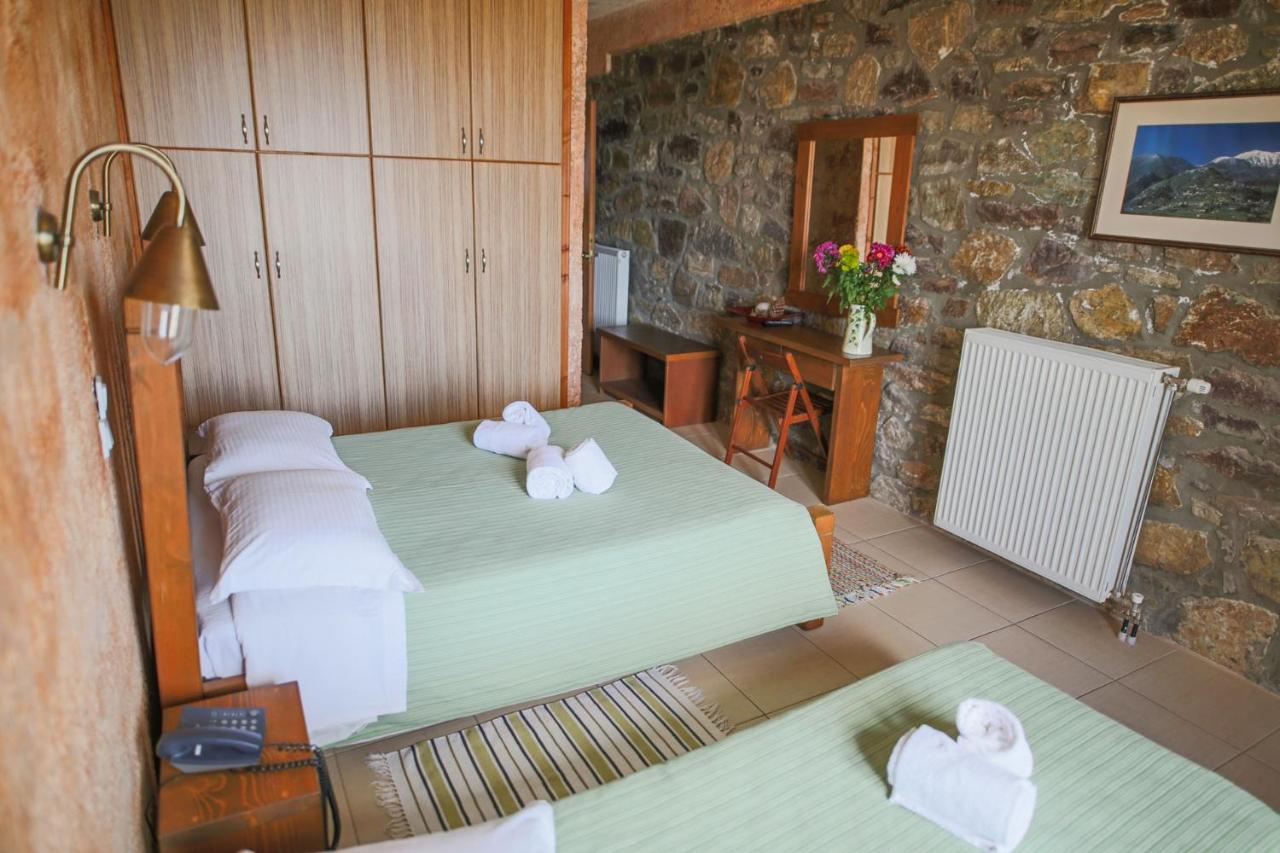 Xirokampi Faris Hotel מראה חיצוני תמונה