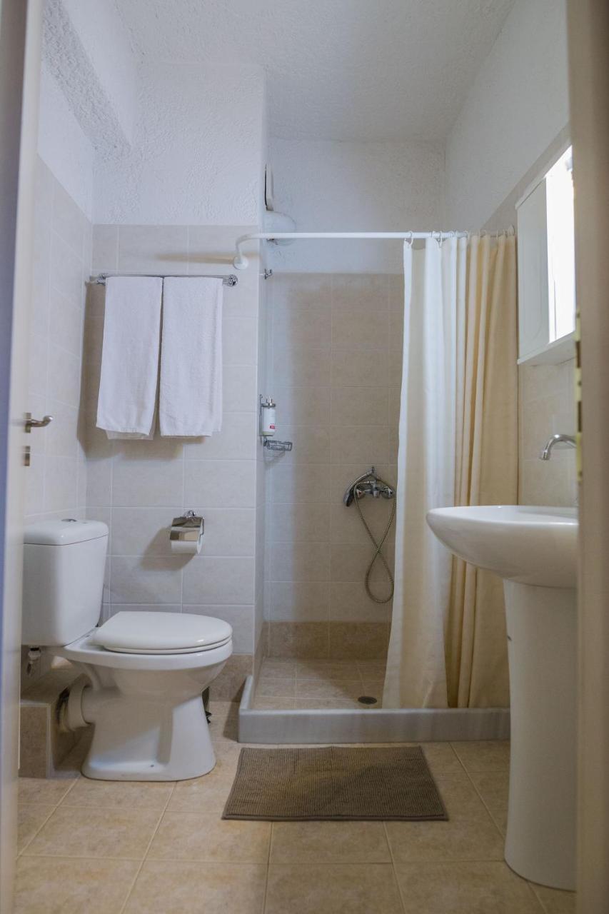 Xirokampi Faris Hotel מראה חיצוני תמונה