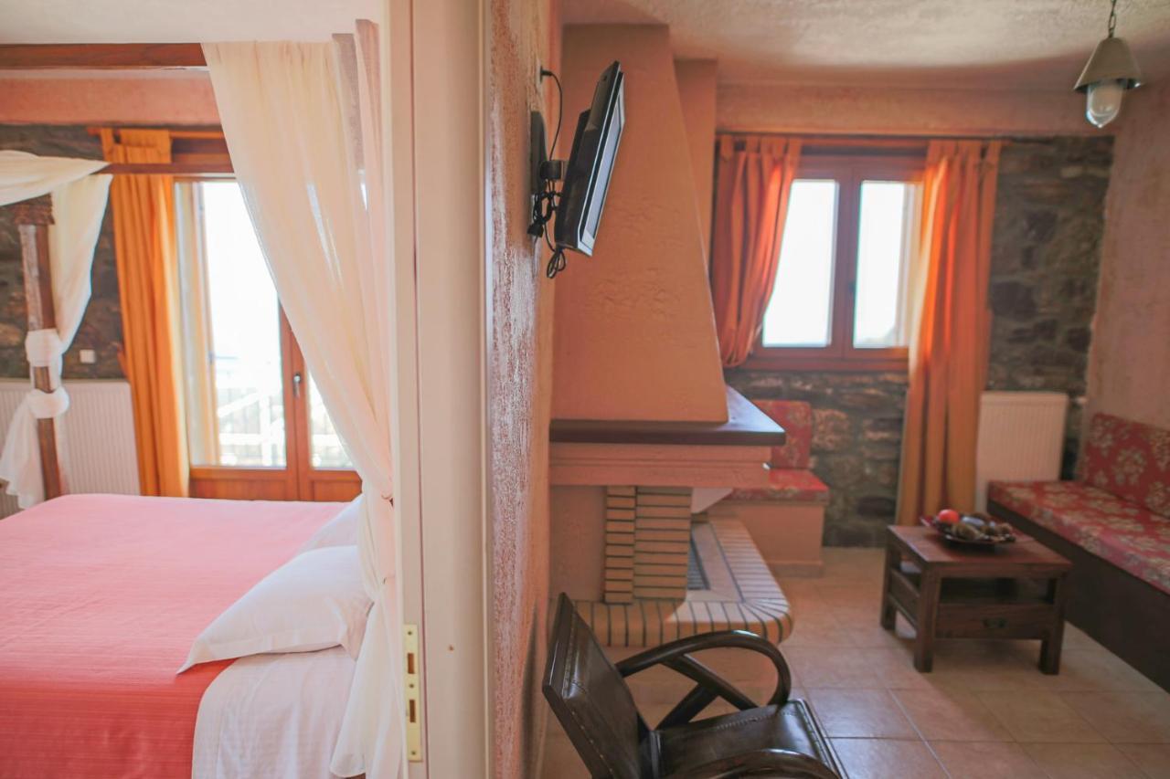 Xirokampi Faris Hotel מראה חיצוני תמונה